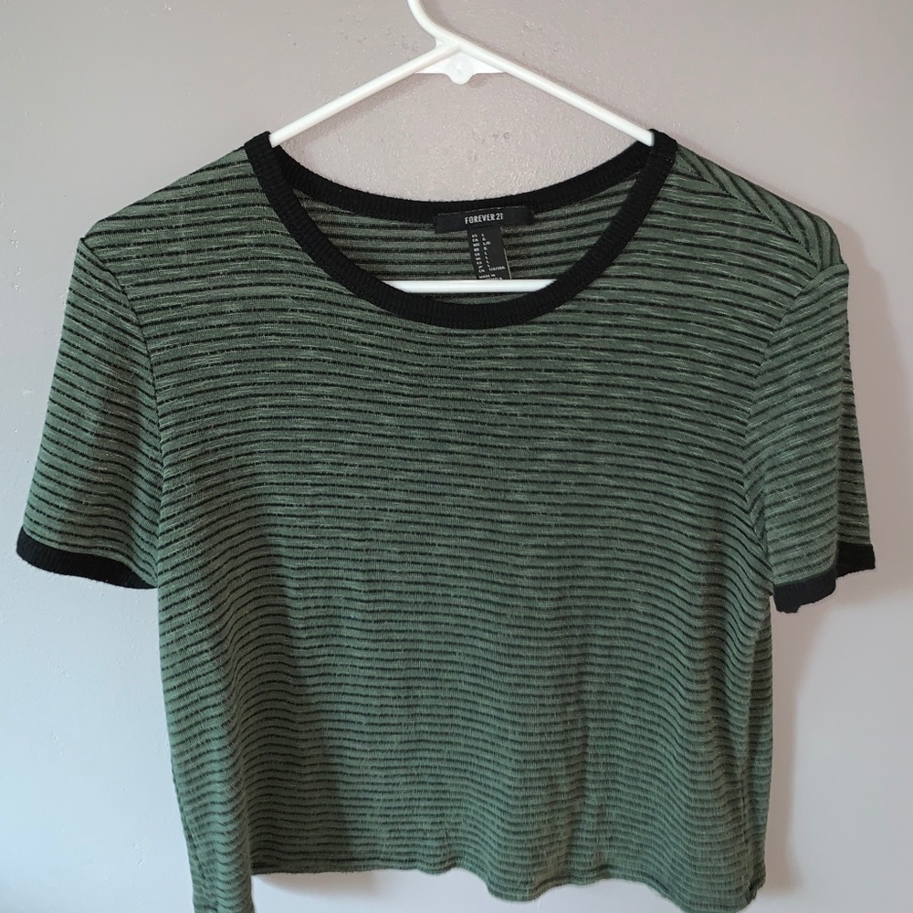Striped t shirt cropped